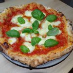 Pizza margarita reverotte